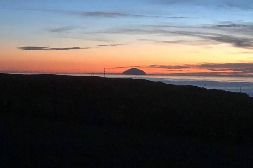 The Brambles Girvan Holiday Cottage By Seaside. Екстериор снимка